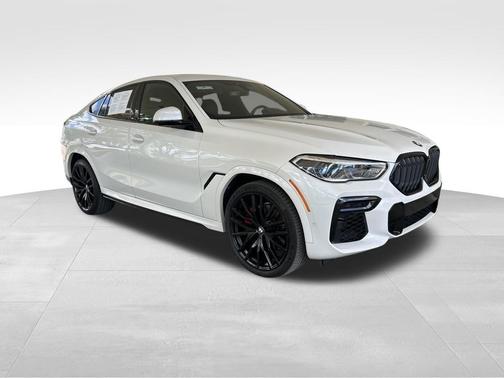 Mineral White Metallic 2022 BMW X6 xDrive40i