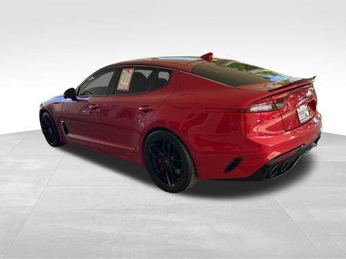 2022 Kia Stinger GT2