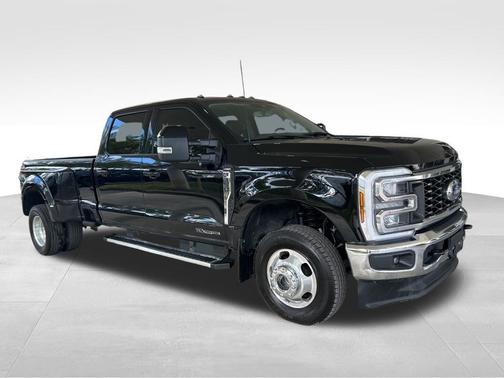 2024 Ford F-350 LARIAT