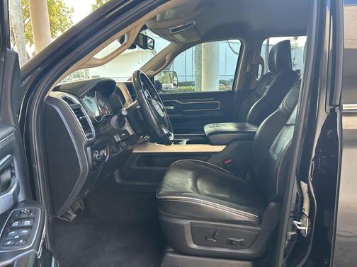 2022 RAM 3500 Laramie