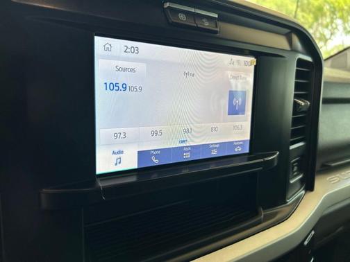 Oxford White 2025 Ford F-350 XLT