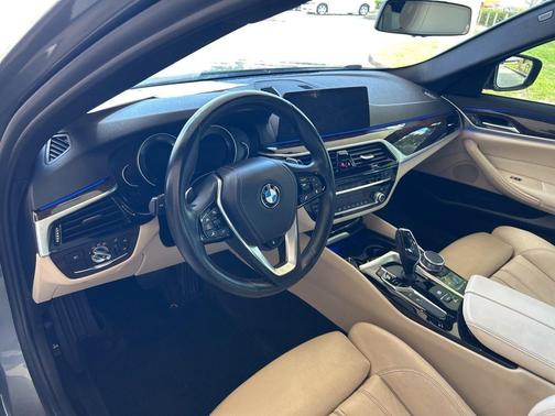 2018 BMW 530e xDrive iPerformance