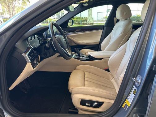 2018 BMW 530e xDrive iPerformance