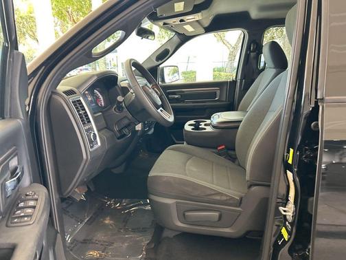 2024 RAM 1500 Classic SLT