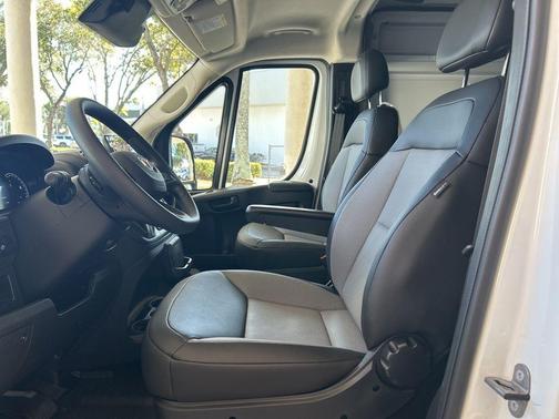 2026 RAM ProMaster 2500 High Roof