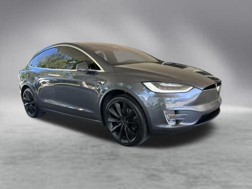 Deep Blue Metallic 2018 Tesla Model X 75D