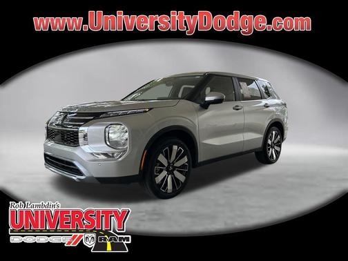 Silver Alloy 2026 Mitsubishi Outlander SE
