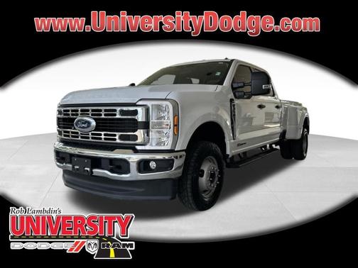 Oxford White 2025 Ford F-350 XLT