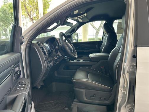 2026 RAM 2500 Rebel/Power Wagon