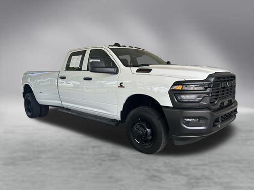 Bright White Clearcoat 2025 RAM 3500 Tradesman