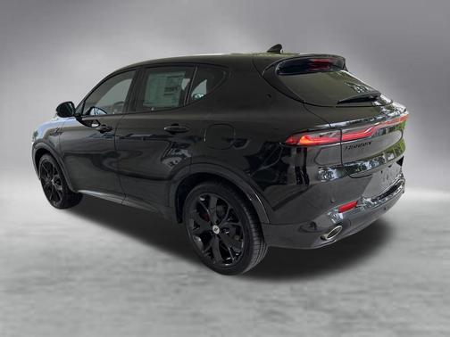 8 BALL 2024 Dodge Hornet R/T Plus