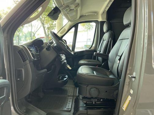 2025 RAM ProMaster 2500 High Roof