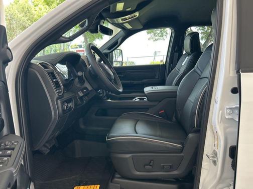2025 RAM 2500 Rebel/Power Wagon