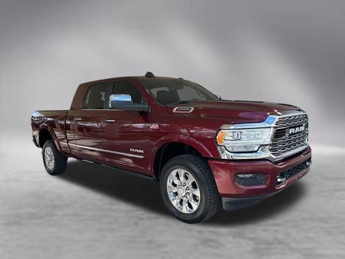 Delmonico Red Pearlcoat 2019 RAM 2500 Limited