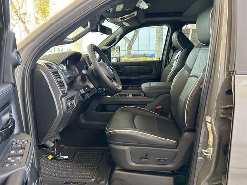 2026 RAM 3500 Limited