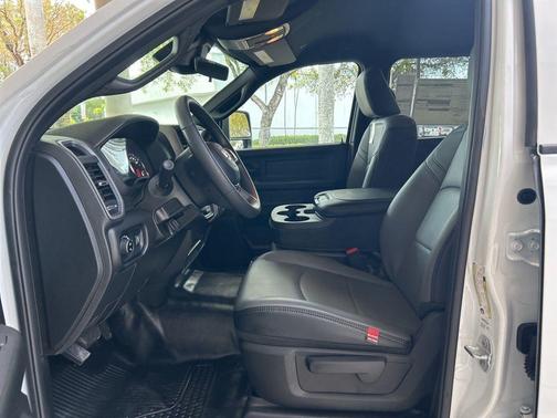 2025 RAM 3500 Tradesman