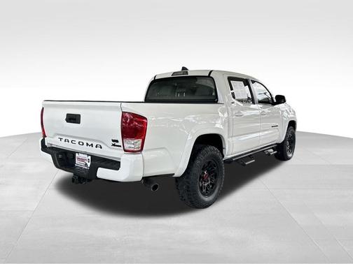 2022 Toyota Tacoma 