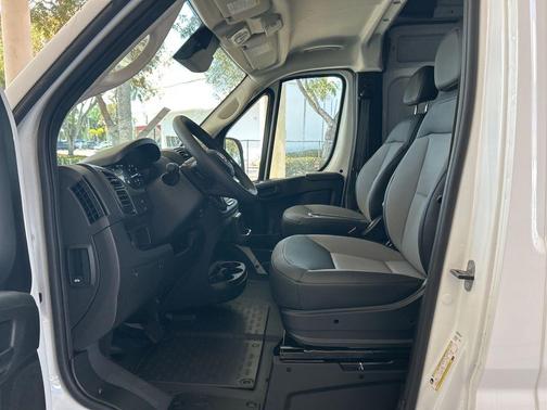 2025 RAM ProMaster 2500 High Roof