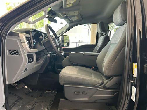 Black Metallic 2025 Ford F-350 XLT