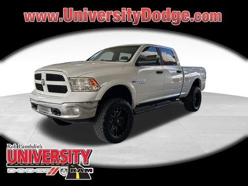 2017 RAM 1500 SLT