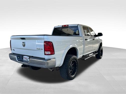 2017 RAM 1500 SLT