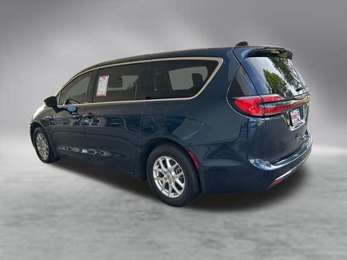 Fathom Blue Pearlcoat 2024 Chrysler Pacifica Touring-L