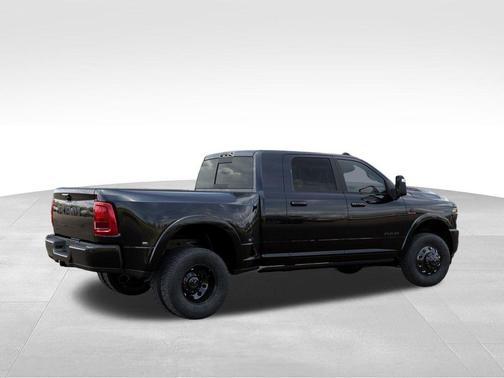 Diamond Black 2026 RAM 3500 Limited