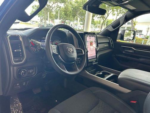 Hydro Blue Pearlcoat 2026 RAM 1500 Big Horn/Lone Star