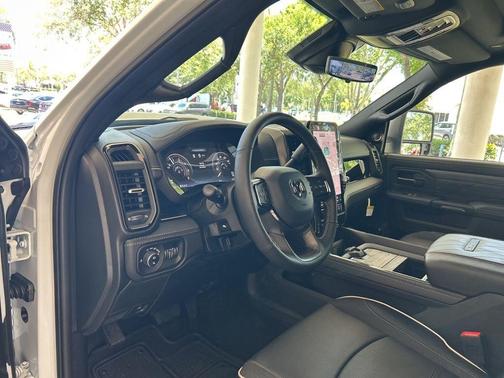 2025 RAM 2500 Limited