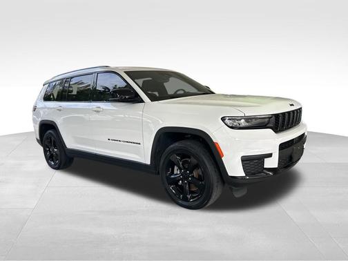 2023 Jeep Grand Cherokee L Laredo