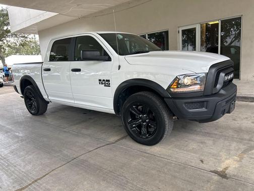 2024 RAM 1500 Classic SLT