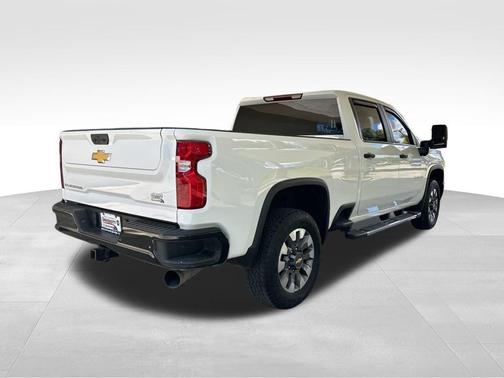 2024 Chevrolet Silverado 2500 Custom