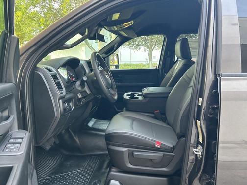 2025 RAM 2500 Tradesman