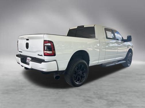 Bright White Clearcoat 2024 RAM 2500 Laramie