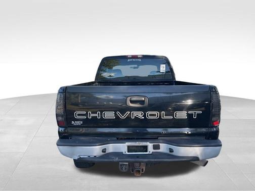 2005 Chevrolet Silverado 2500 Work Truck H/D Extended Cab