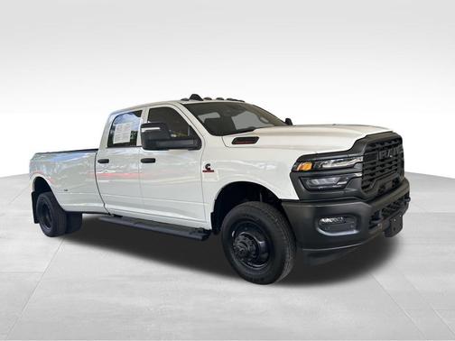 Bright White Clearcoat 2026 RAM 3500 Tradesman