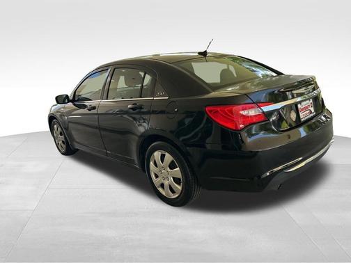 2014 Chrysler 200 LX