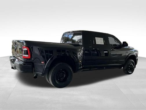 2022 RAM 3500 Limited