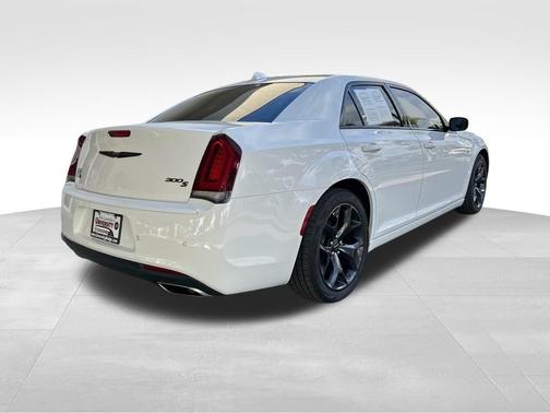 2023 Chrysler 300 S