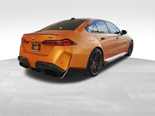 Carbon Black Metallic 2026 BMW M5 Base