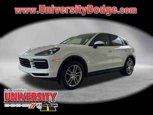 White 2019 Porsche Cayenne Base