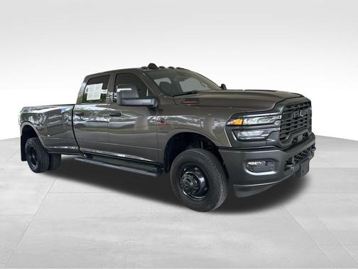 Granite Crystal Clearcoat Metallic 2025 RAM 3500 Tradesman