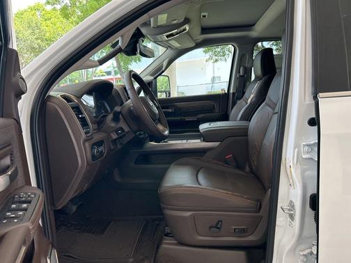 2025 RAM 2500 Limited