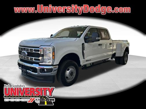 Oxford White 2025 Ford F-350 XLT