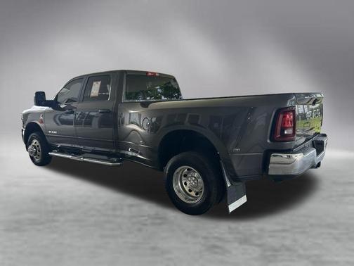 Granite Crystal Clearcoat Metallic 2026 RAM 3500 Big Horn