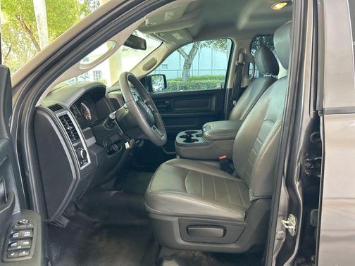 2018 RAM 1500 ST