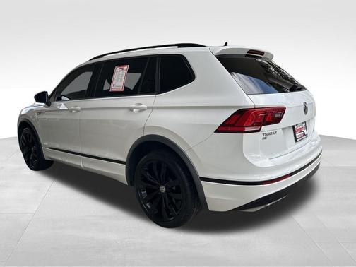 2020 Volkswagen Tiguan 2.0T SE R-Line Black