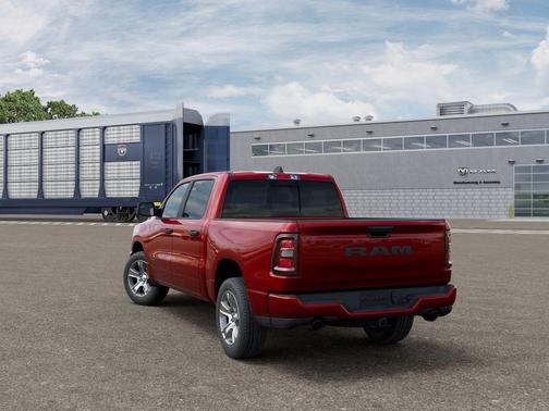 Molten Red Pearlcoat 2026 RAM 1500 Express