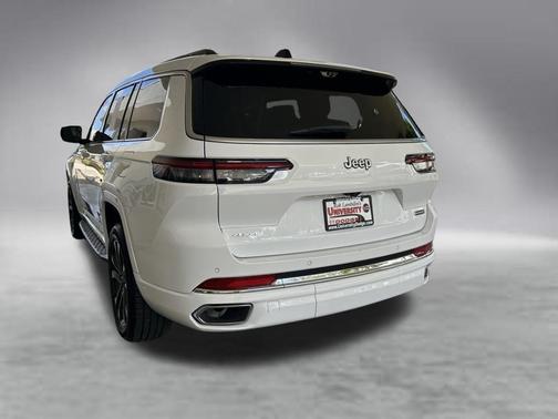 Bright White Clearcoat 2025 Jeep Grand Cherokee L Overland