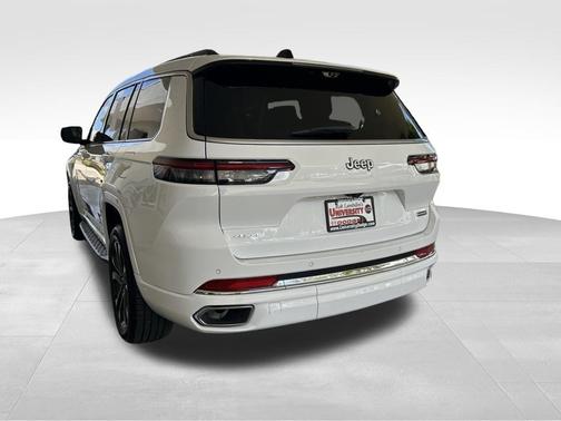 Bright White Clearcoat 2025 Jeep Grand Cherokee L Overland